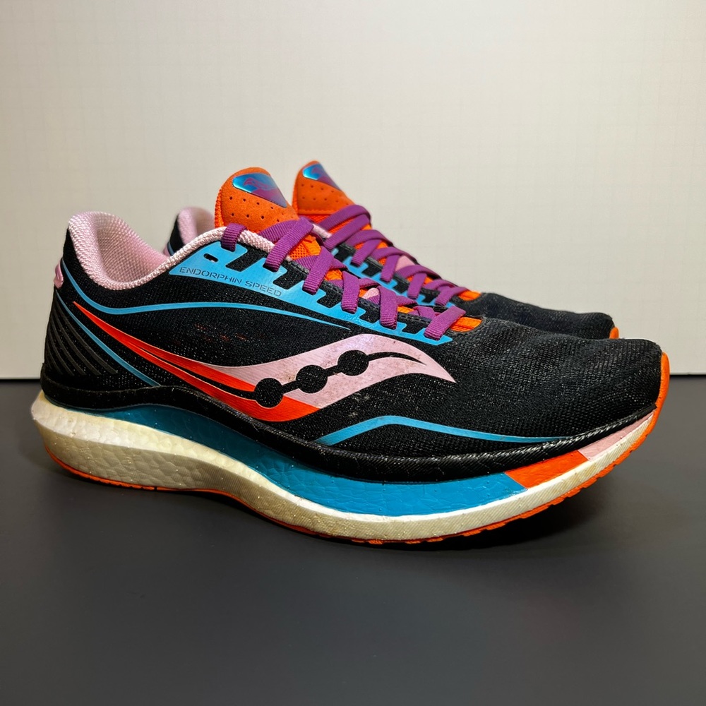 Womens Saucony Endorphin Speed Black Running Shoes / Size 10